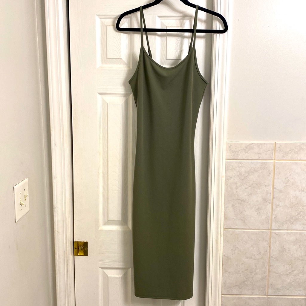 Streetwear Society, Size Large, Olive, Spaghetti Strap Midi Dress
